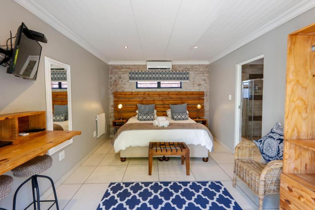 Touching Senses Garden Cottages 블룸폰테인 외부 사진