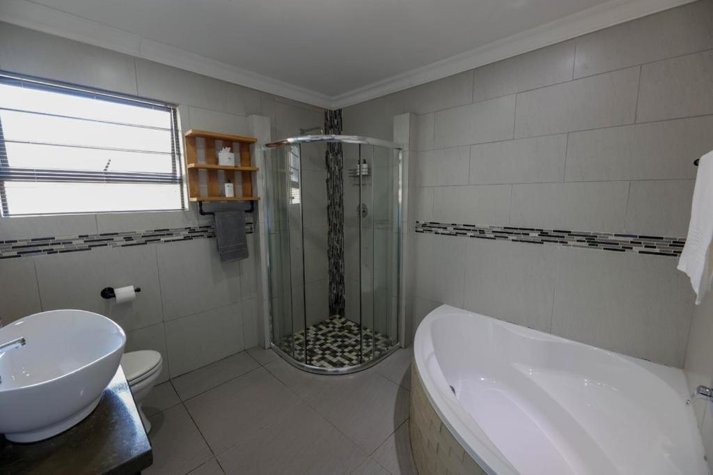 Touching Senses Garden Cottages 블룸폰테인 외부 사진