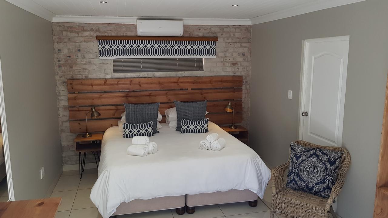 Touching Senses Garden Cottages 블룸폰테인 외부 사진